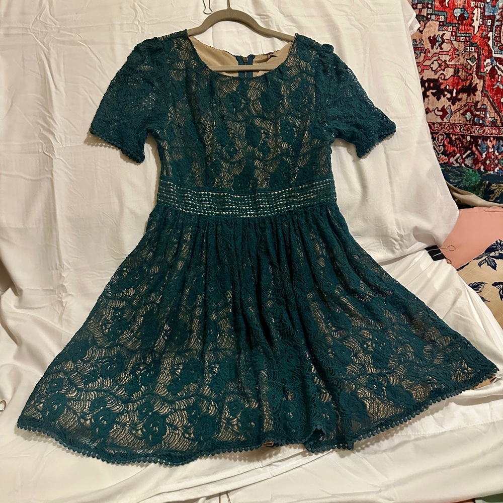 Darling Teal Lace Dress - Picture 6 of 7